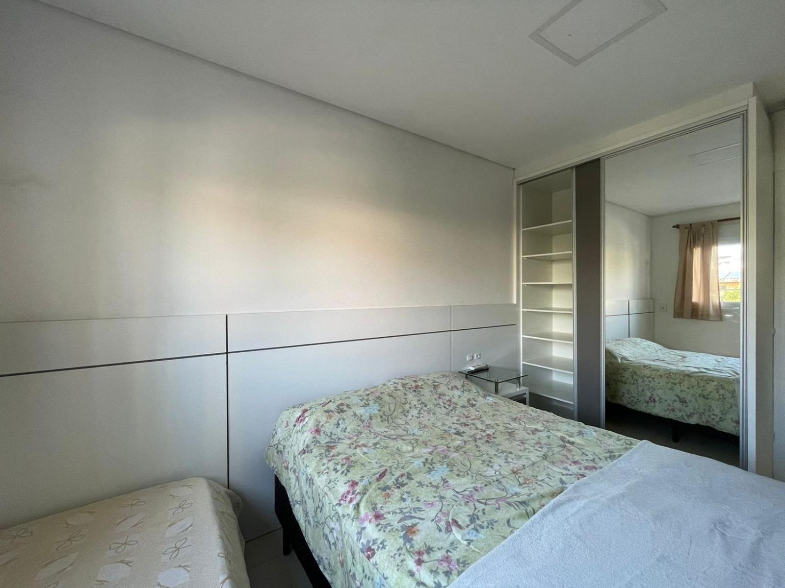 Dois Quartos, Espelho Aguas Apartamento